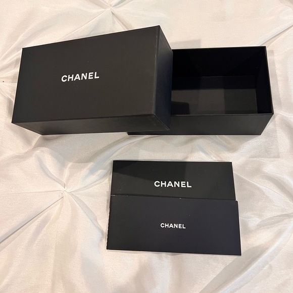 Chanel Black eye glass  Box - Picture 1 of 4
